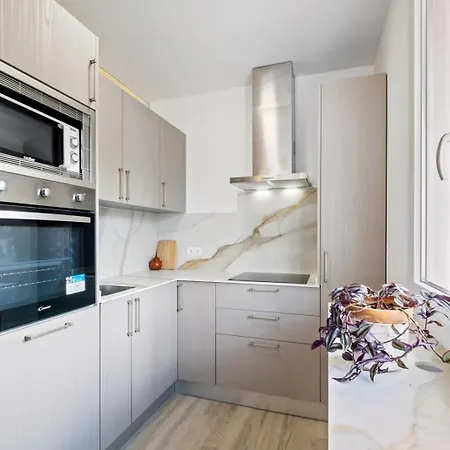 Irene - Biznaga Homes * Malaga